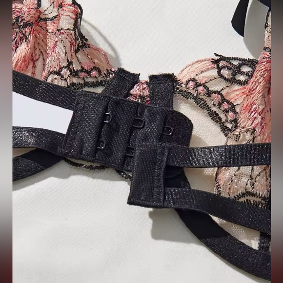 Gorgeous Classy Satin Tie Floral Embroidered Bra + Panty Set - Picture 4 of 6